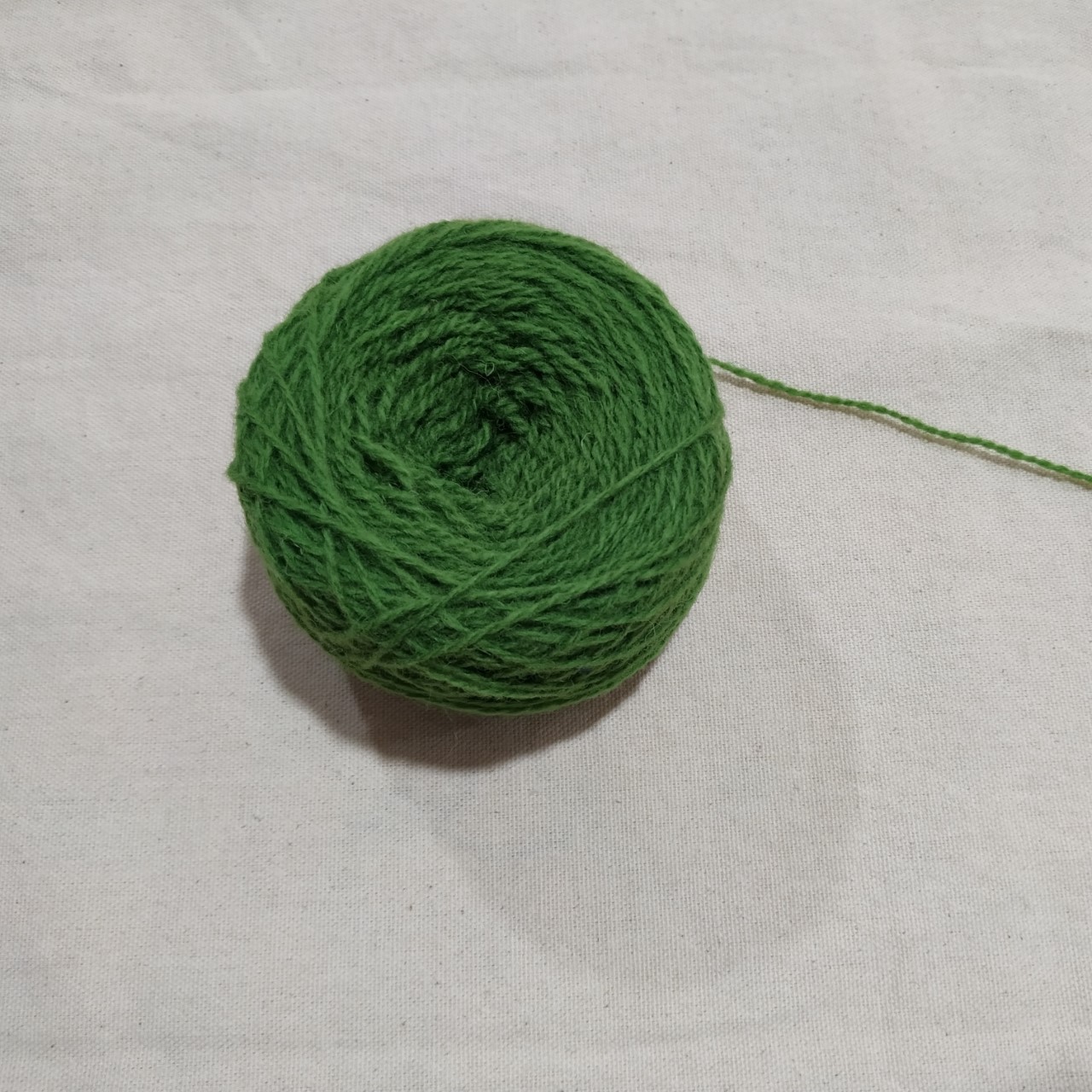 ovillo lana verde-500x500.jpg